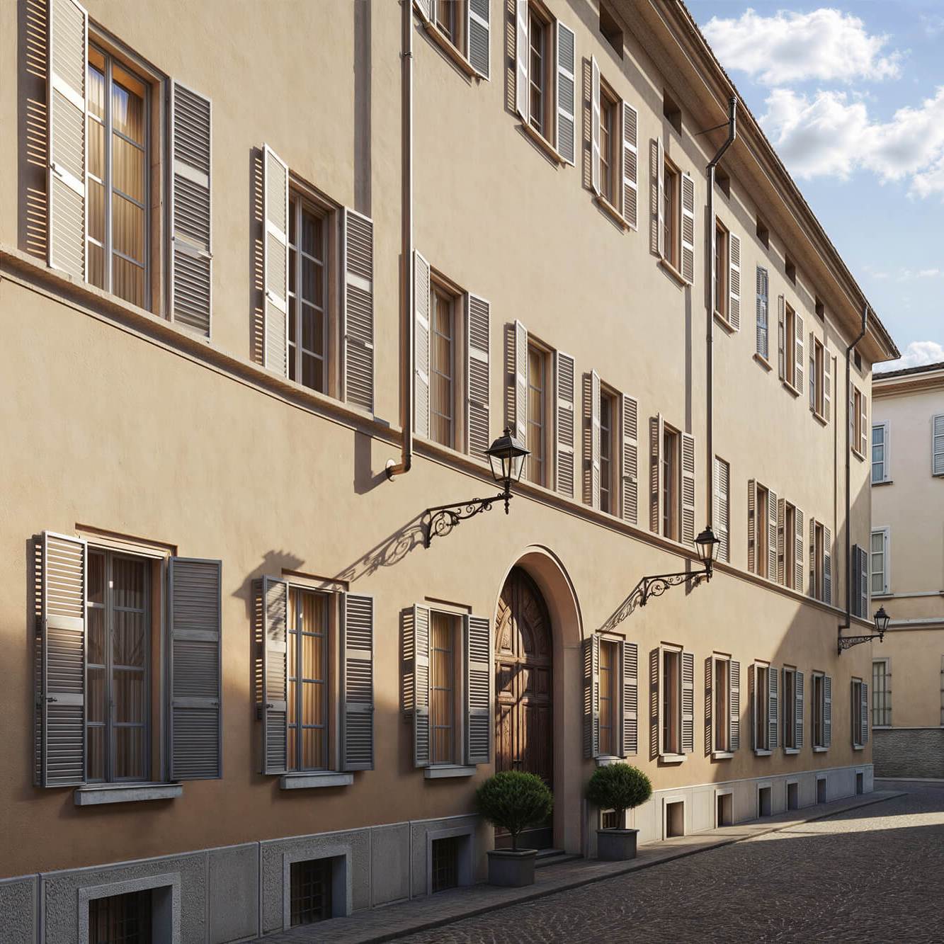 Palazzo Scutellari — facciata storica su strada